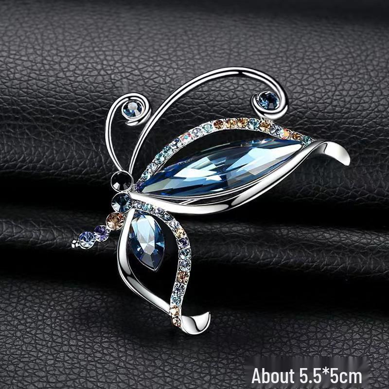 Elegante Perlen-Strass-Brosche: Damen Exquisite Brosche im Stil kleiner Duft und Seidentuch-Schnalle