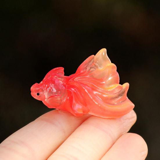 Miniaturfische für Bastelarbeiten Mini-Falsche Goldfischfigur Winziges Harz-Simuliertes Fischmodell für Feengarten-Zubehör Mikro-Landschafts-Terrarium