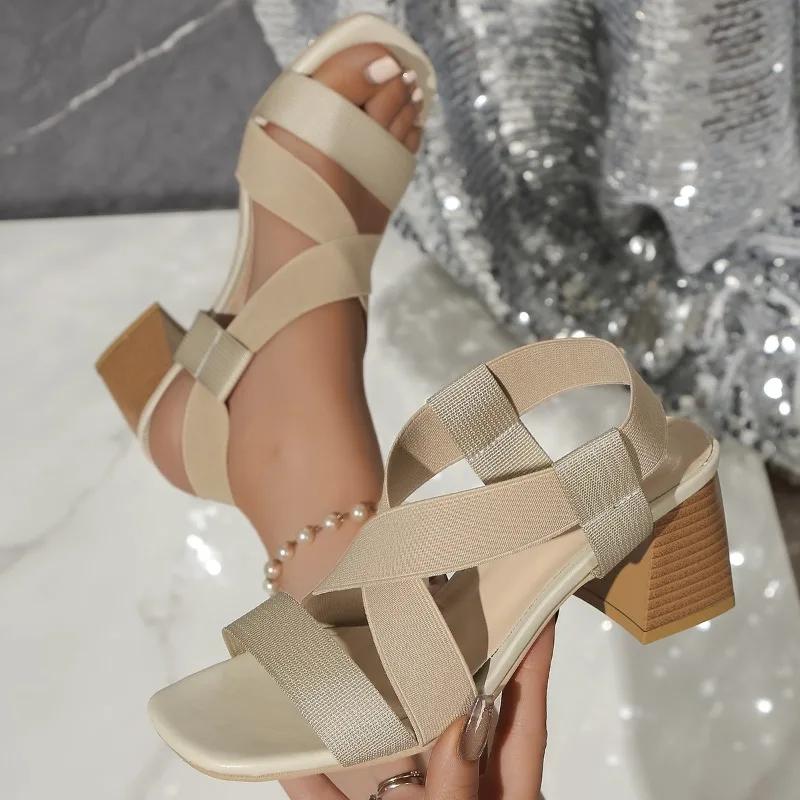 Modische Damenschuhe im Sale 2024 Hochwertige Damen-Sandalen mit elastischem Band Sommer Rom Zehenfrei Solide Klobige Absätze Sandalen in großen Größen