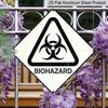 2D Flat -1pc, Featuring A Biohazard Theme, Safety Sign Gift for Research Enthusiasts, Vintage Metal Plaque, Suitable for Decorating Laboratories