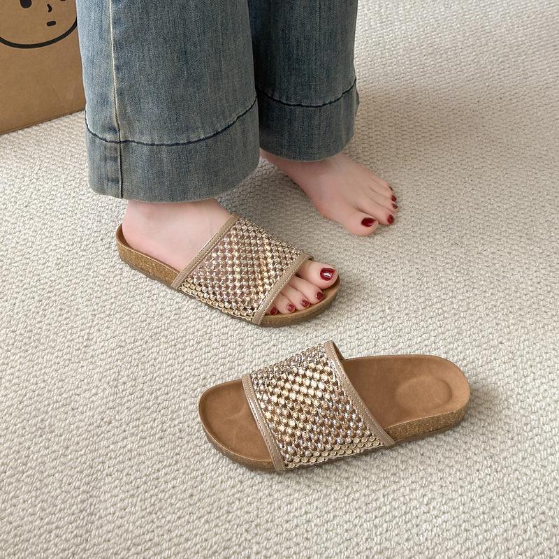 

Women s cool slippers 2025 new summer one-word with rhinestone hollow flat-bottomed slippers wear beach shoes 40 хакі