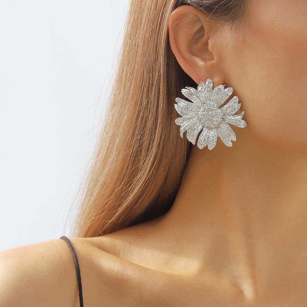 New European American Style Exaggerated Sunflower Necklace Earrings Flower Pendant Clavicle Chain For Women Trendy Jewelry