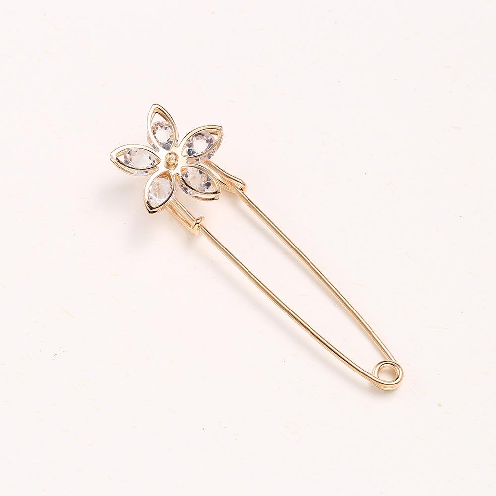 Pearl Waist Pin Brooch for Adjustable Skirt Fit
