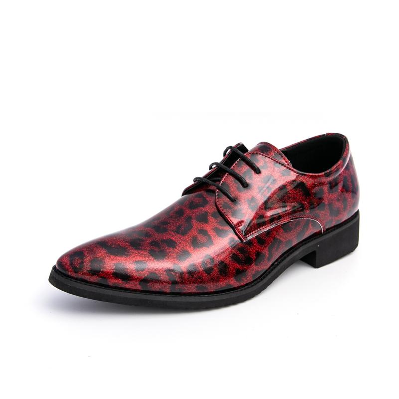 2025 Luxury Banquet Dress Shoes High-end Red Men's Glossy Business Shoes Designer Brand Men's Brogue Shoes Versatile Trendy