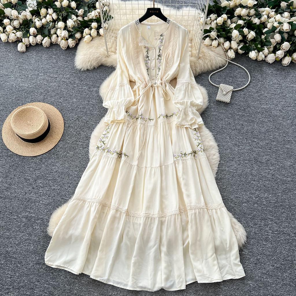 Robe d'été française vintage ethnique pour femmes, dentelle brodée, élégante, manches longues, ample, décontractée, maxi, robe de soirée