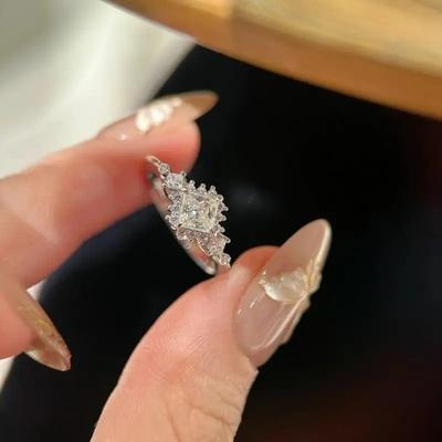 Neu in Vintage-Palaststil Silberringe für Damen Leichter Luxus Mode Party Hochzeit Romantischer Verlobungsring
