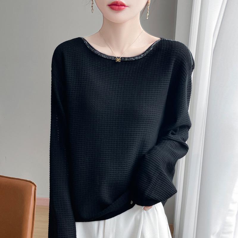 

Трикотаж из мериносовой шерсти с круглым вырезом, весна/лето 2025, с отделкой стразами Medium чёрный