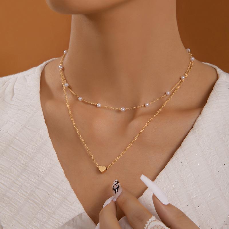 Accessories, fashion discs, simple multi-layer pearl necklaces, beaded love collarbone chains for women