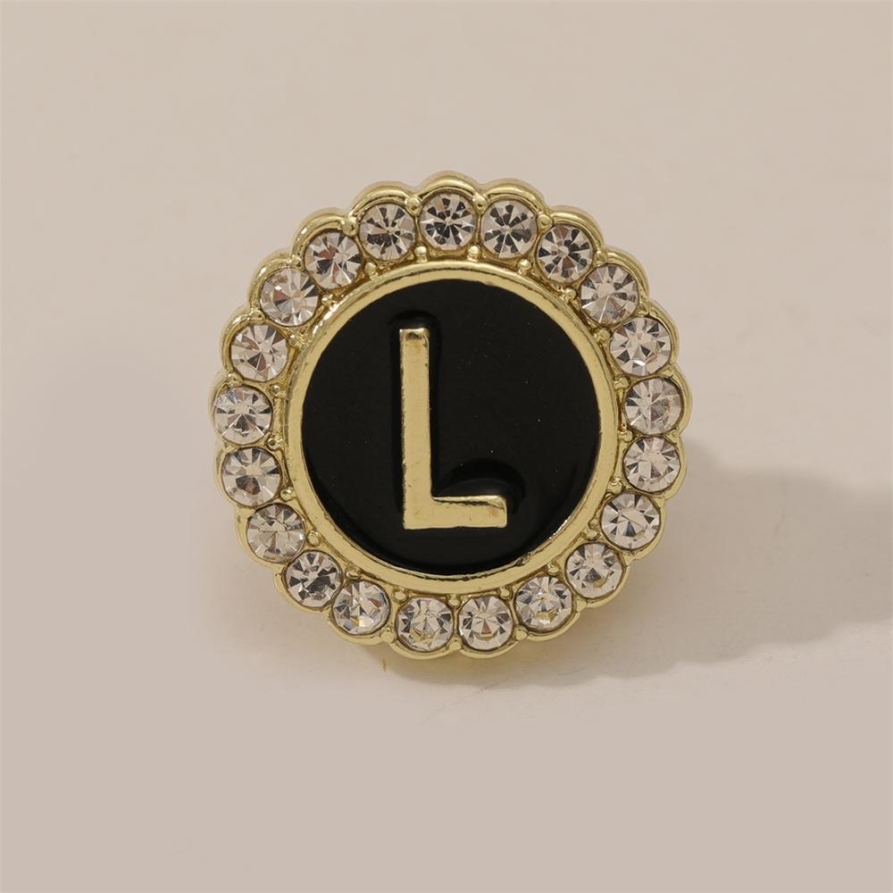 26 English Initials A-Z Brooches Classic Full Around Crystal Golden Alphabet Pins For Women Men Girls Clothes Bag Jewelry Gift