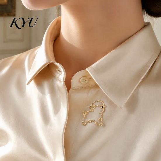 Sheep Cardigan Pin Hollow Brooch Lapel Pin, Golden Plated Alloy Animal Badge Decorative Clothing Accessory for Daily Wear Party Vintage Style