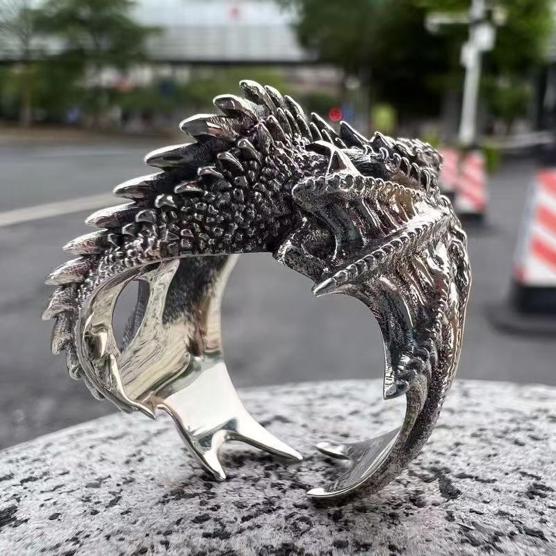 Fashionable, retro and niche black dragon men's and women's rings, food rings, powerful and individual accessories