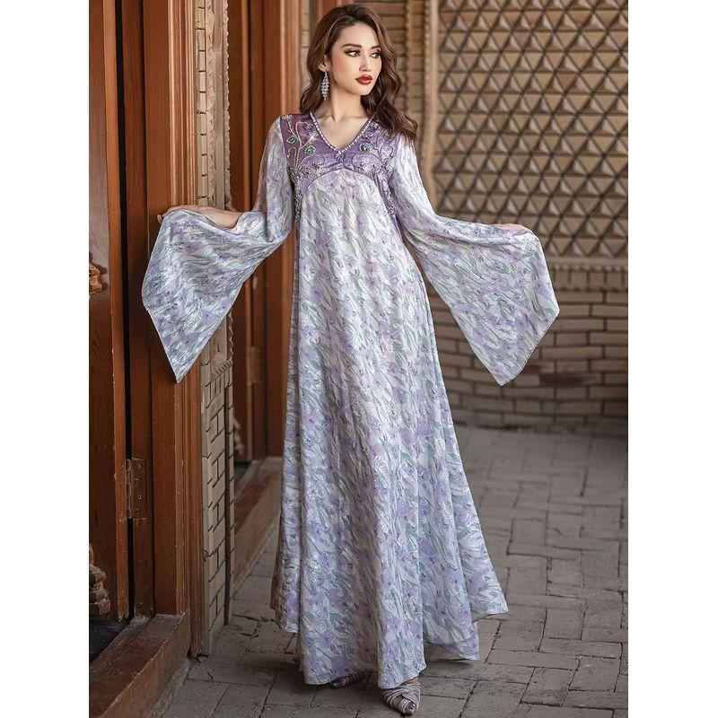 

Middle East New Fashion Handmade Seam Drill Big Bell Sleeve V-neck Dress Hand Sewn Diamond Dress Magic purple S