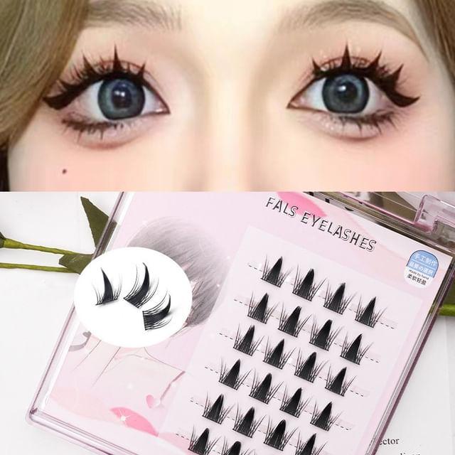 

Lactacia - Glue-free Cat Eye Multipack False Eyelashes with Tweezers