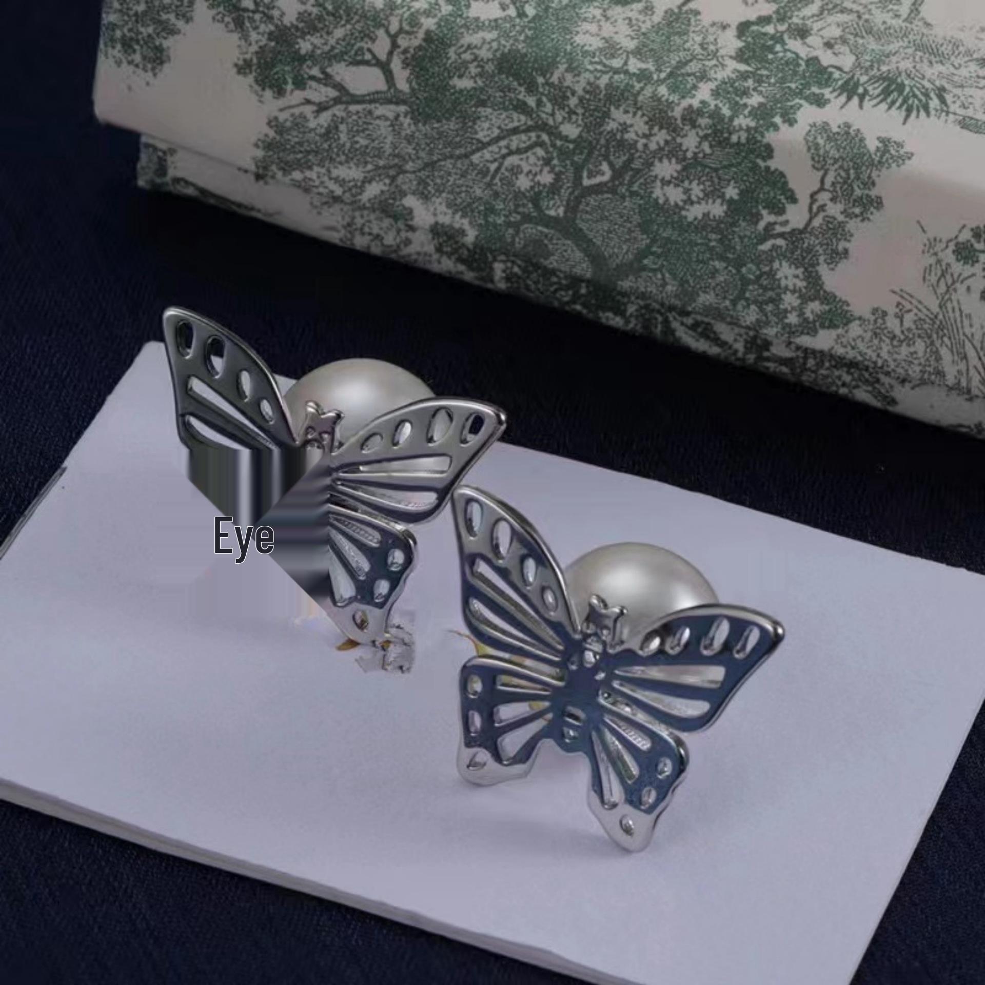 

D House 2024 Matte Butterfly Pearl Earrings: Women s Retro, Elegant, High-End Fashion Trend серебряный