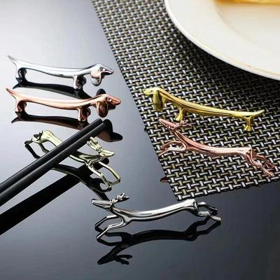 Creative Metal Dachshund Chopstick Holder Rest for Hotel Restaurant Dining Decoration Stand Tableware Home Accessories