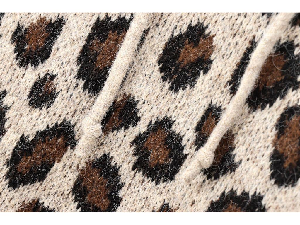 2024 Fall Women's Animal Pattern Jacquard Knit Sweatshirt - European & American Style Long Sleeve