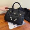 Fashion Women's Handbag Classic One Shoulder Oblique Straddle Handheld Versatile Platinum Bag Spring/Summer New Style