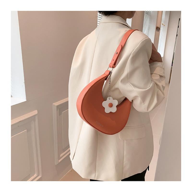 Sweet Style Faux Leather Crescent Bag for Women 2026 New Fashionable Shoulder Crossbody Purse