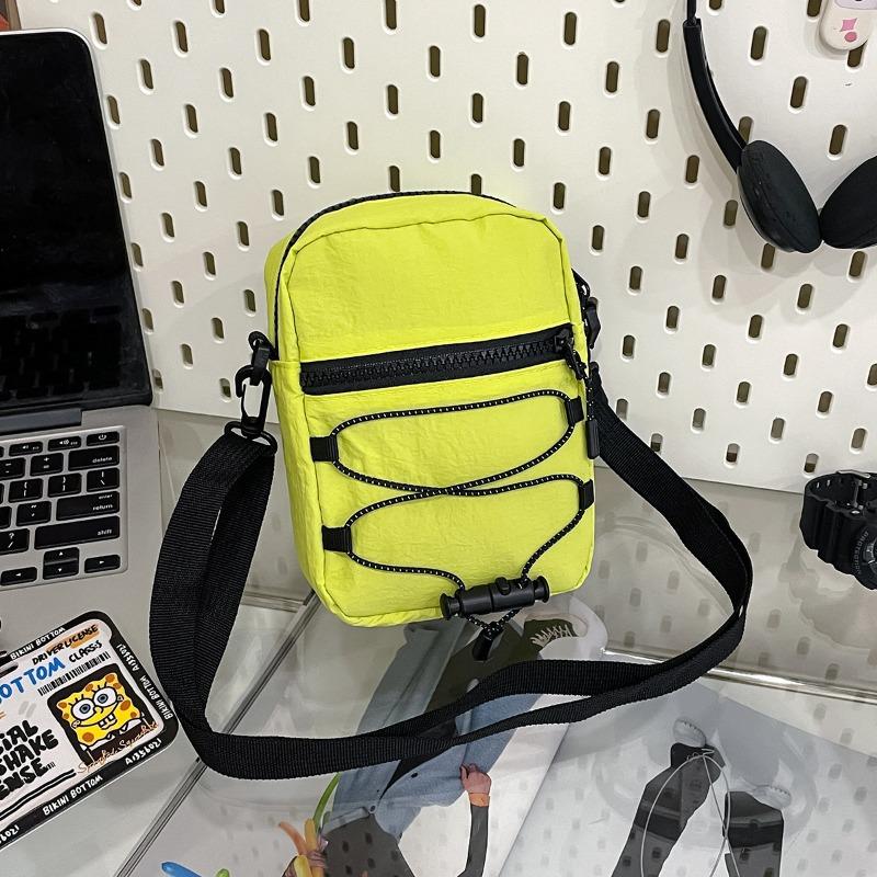Nylontuchbeutel Damen Sommer neue Mode Nische Umhängetasche Outdoor-Sportstil kleine quadratische Tasche