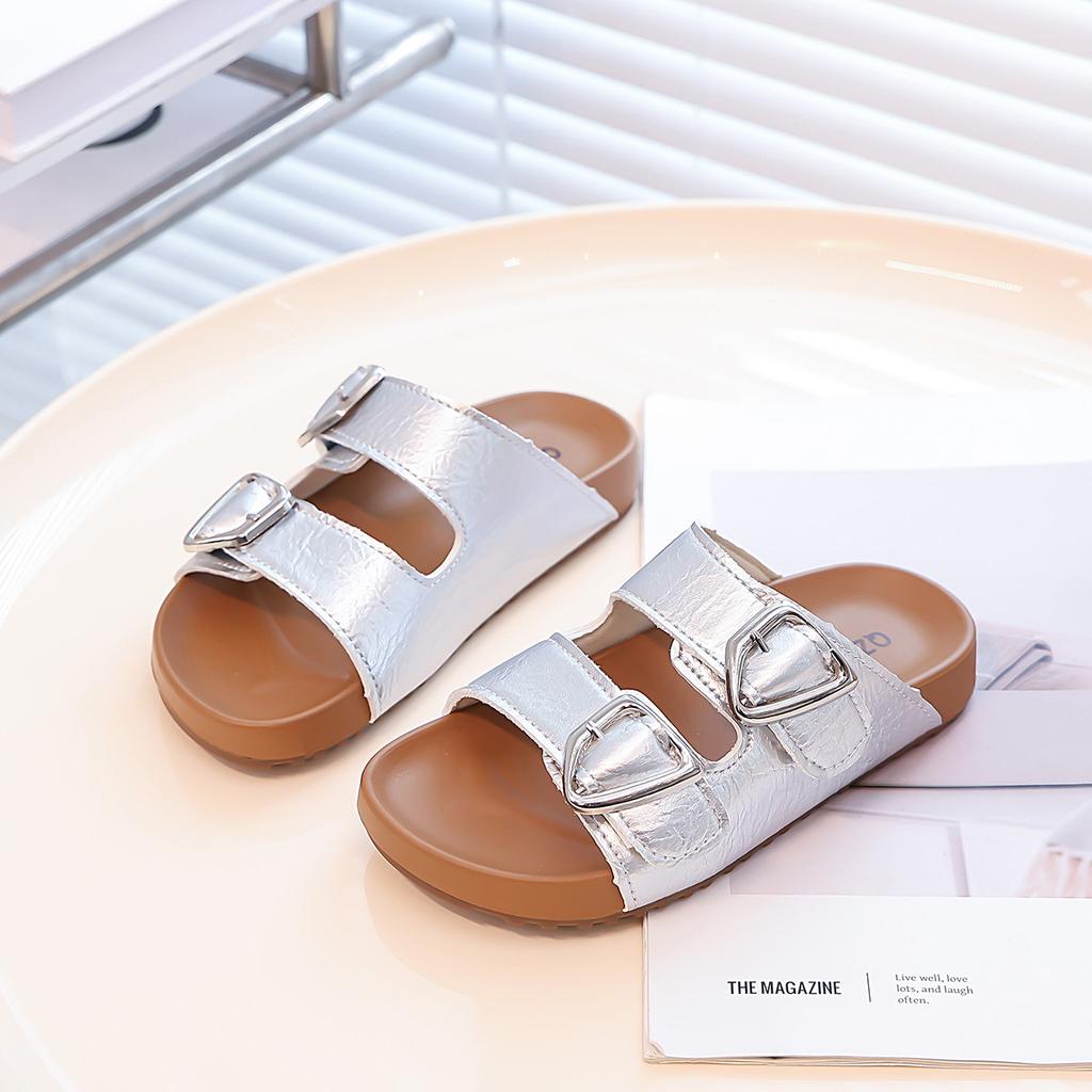 Girls' Flat-bottomed Slippers Summer Wear 2025 New Children's Casual Cool Slippers Medium and Older Children's Fashion One-word Slippers