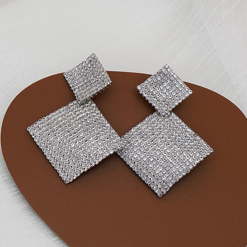 Evropská a americká móda Exagerované geometrické náušnice Láska s plným diamantem Všestranné temperamentní čtvercové náušnice ve tvaru diamantu pro ženy