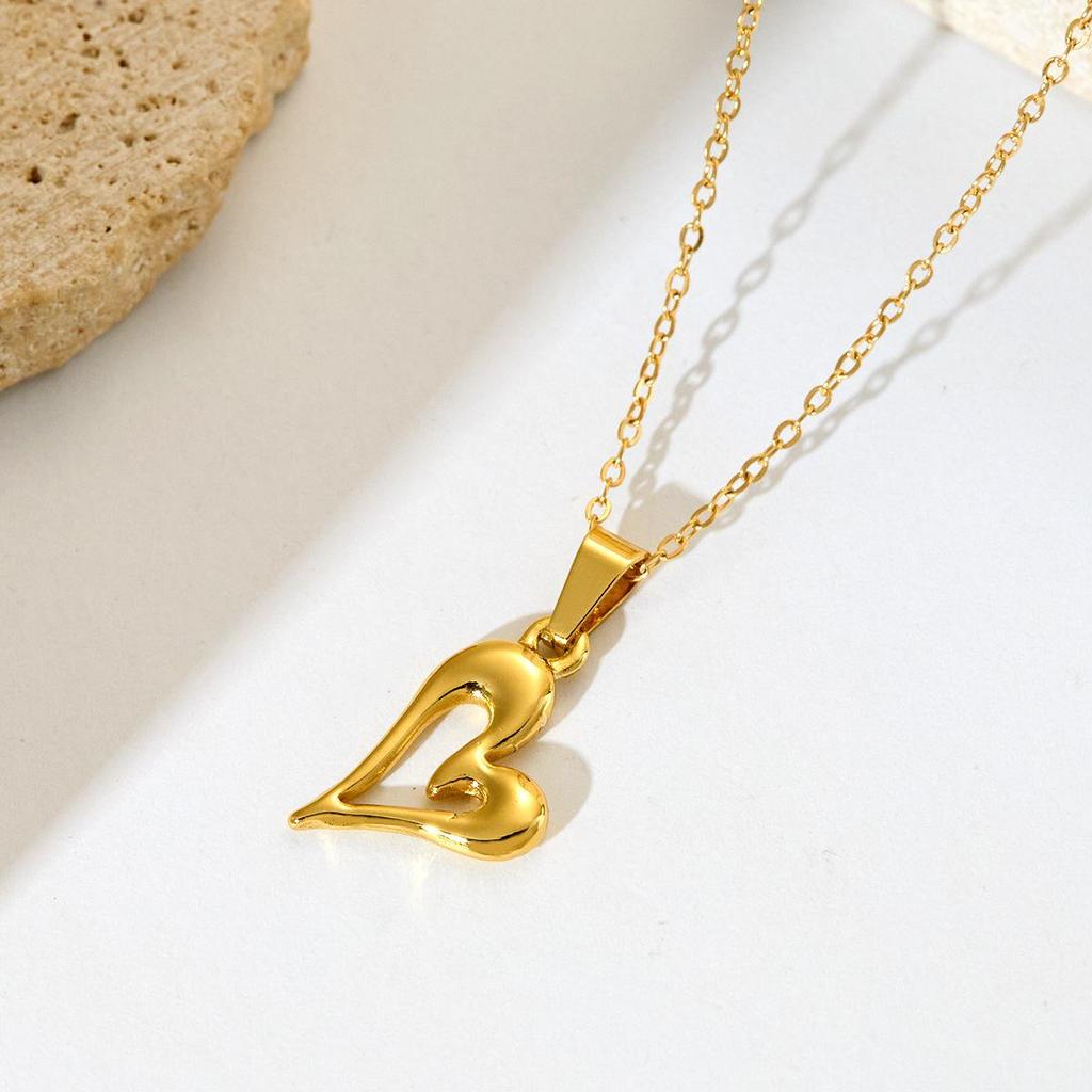 Hollow Heart Stainless Steel Pendant Necklace for Women - Fashionable and Durable Titanium Steel Jewelry