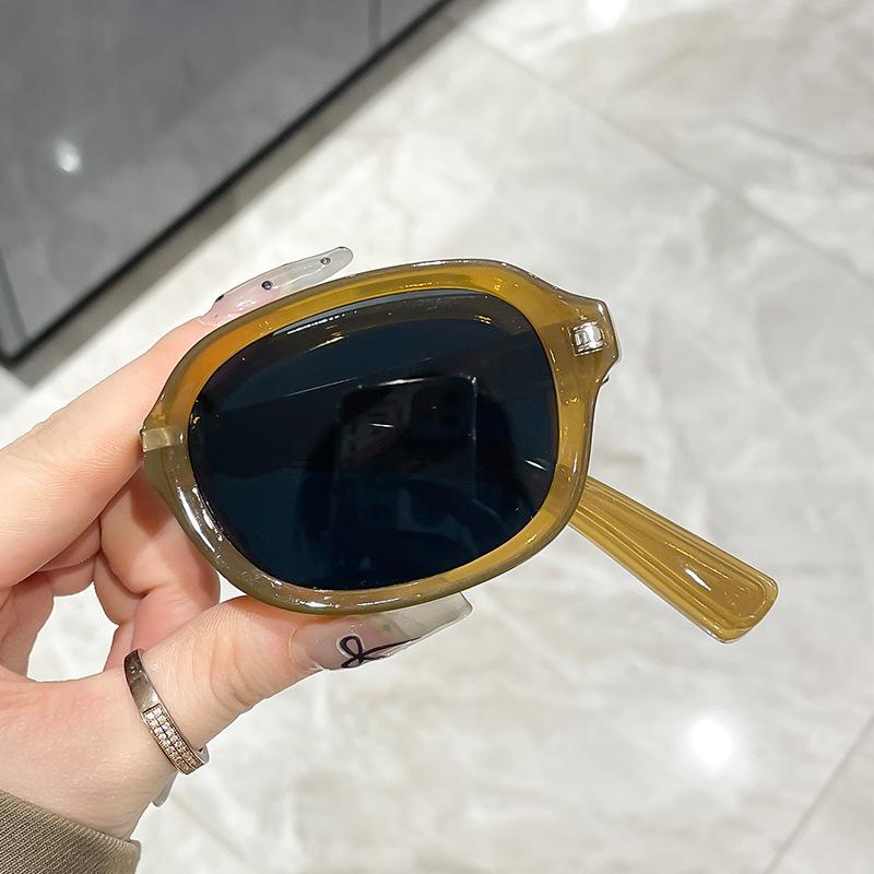 New Folding Small Frame Oval Sunglasses Women Designer Fashion Sun Glasses Men Driving Eyewear Oculos De Sol For Female