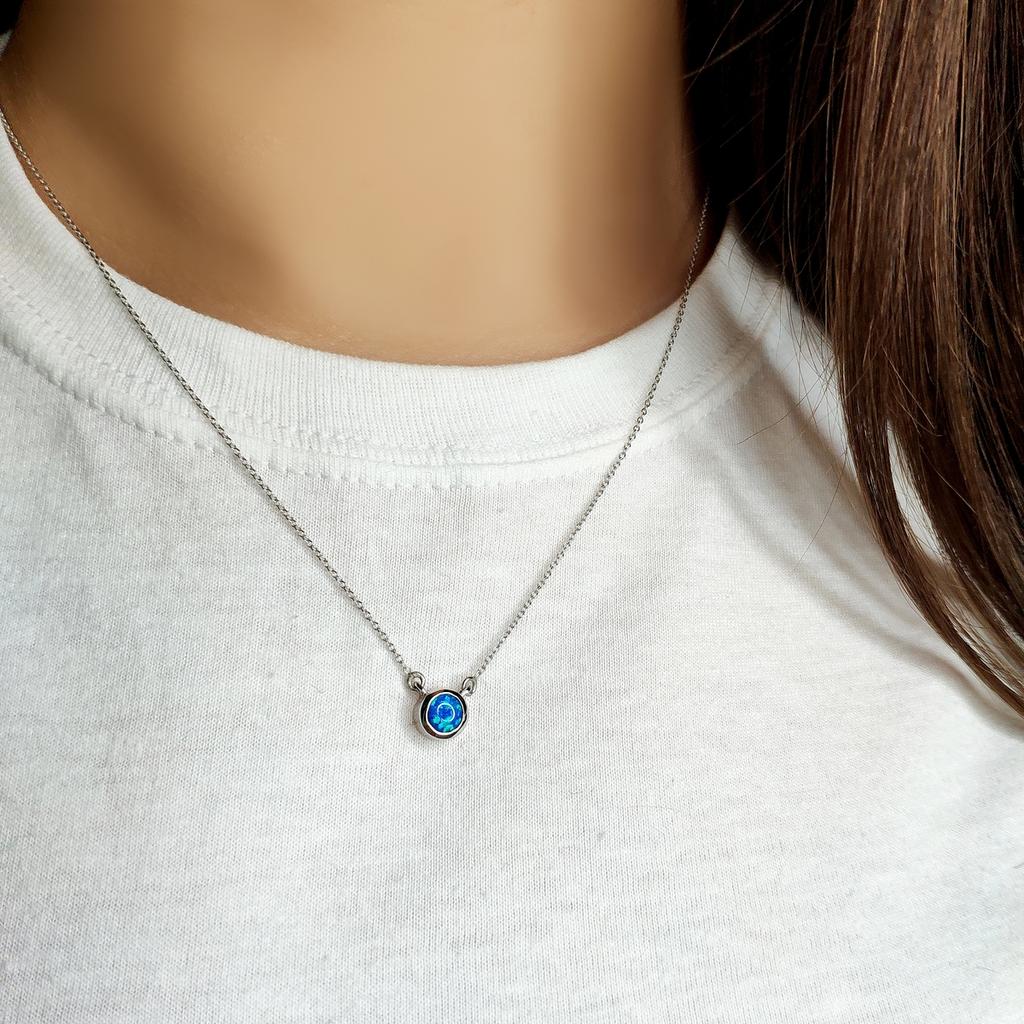 Silver Necklace with Opal 0.219ct (2126591)