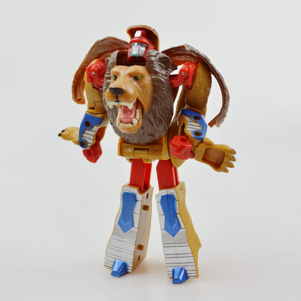 Super Evolution Transformation Anivatron VI Lion Transforming Robot