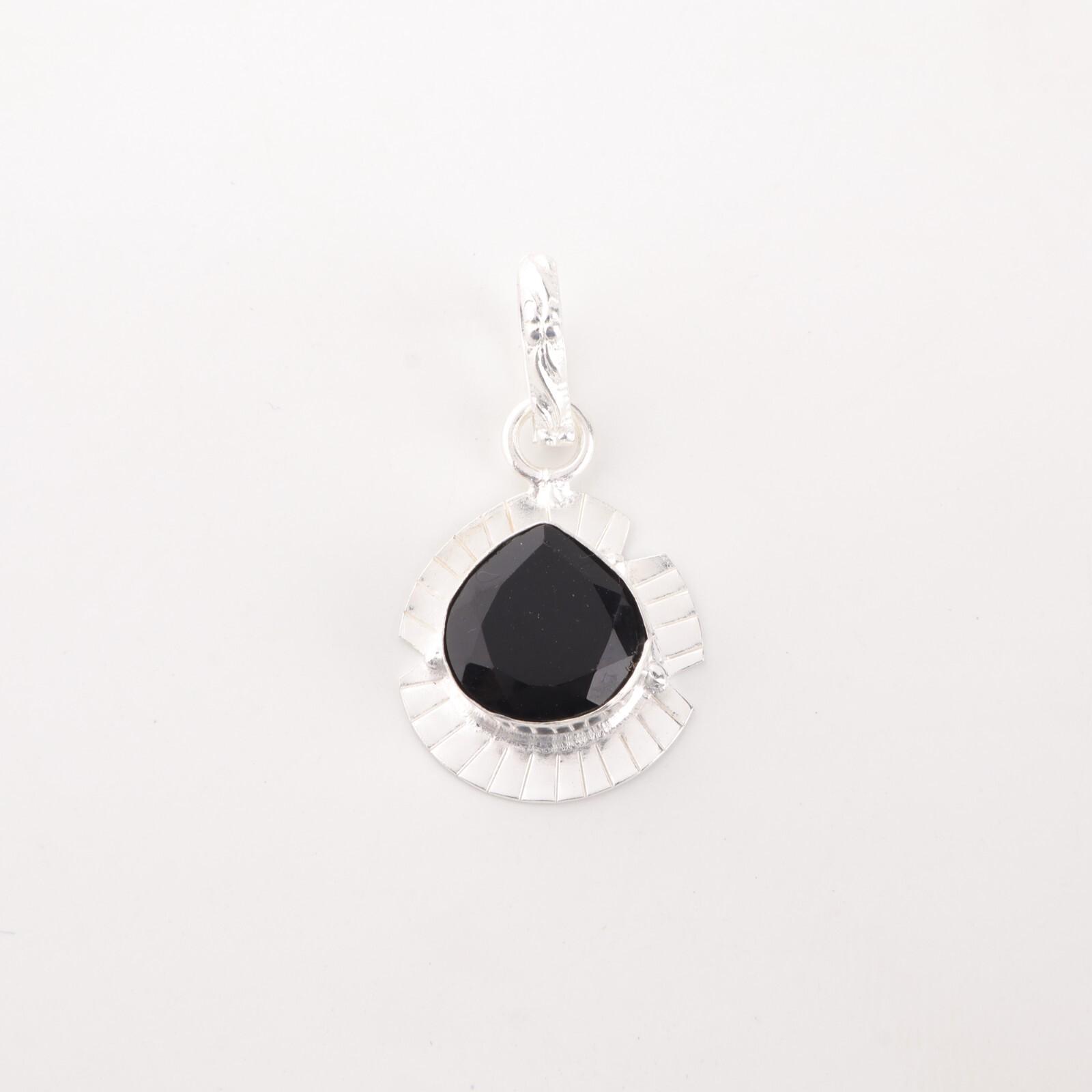 

Heart Black Onyx Gemstone Sterling Silver Anniversary Root Chakra Trendy Pendant PP-8-13