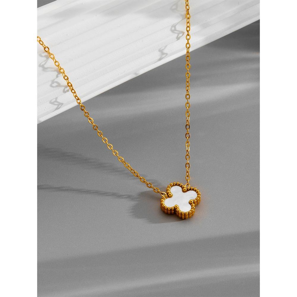 Женское ожерелье  Четырехлистный клевер  Ожерелье из титановой стали Цепочка для ключицы Позолота 18 карат Двустороннее ожерелье с перламутром