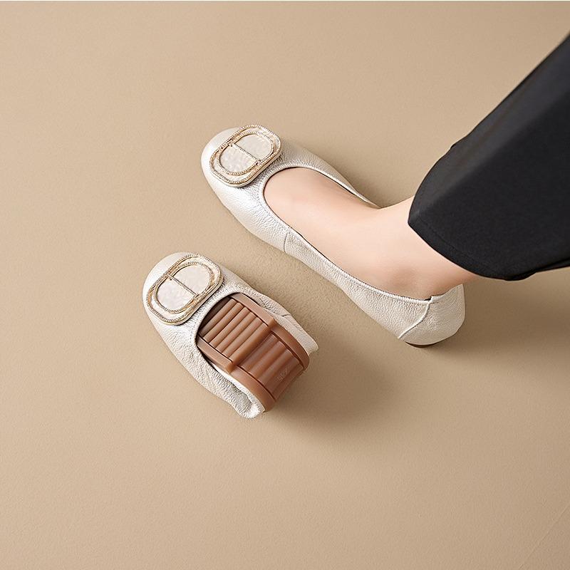 The first layer of cowhide small single shoes women's soft-soled light dance shoes women's half-folded egg roll shoes women's casual large size women