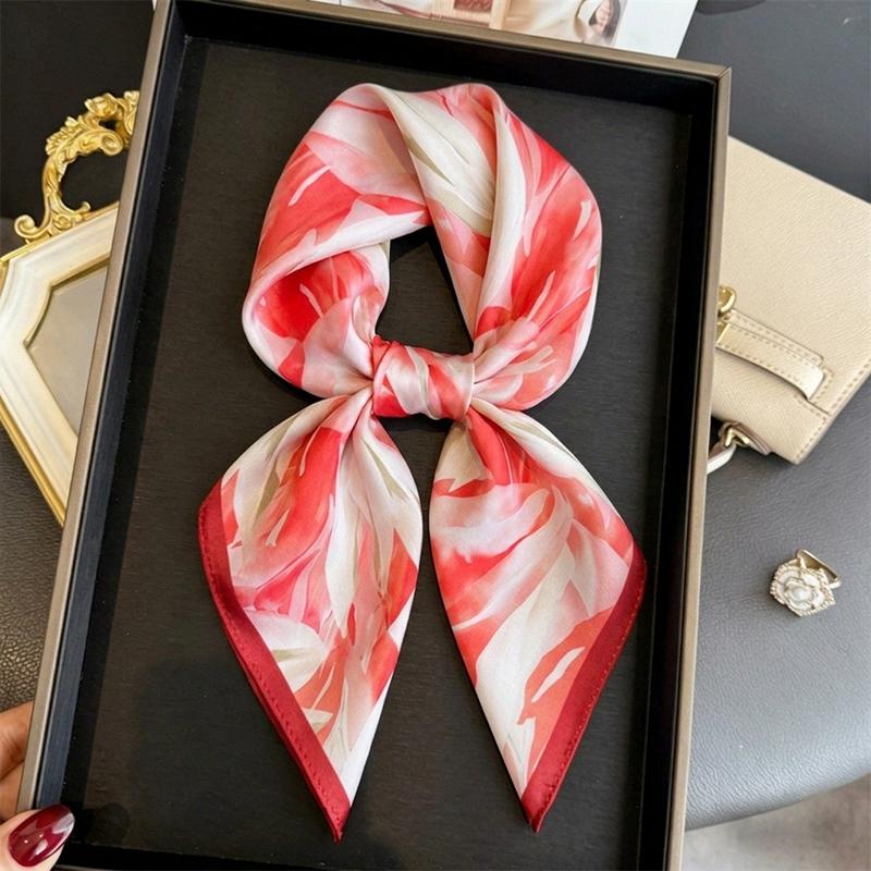 Fashion Scarf Bandana Turban Hijab Luxury Print Female Headscarf Neckerchief Headband Windproof Shawl Handkerchief Square Wraps