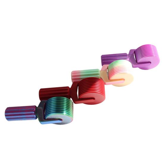 Diamond Art Roller Quick Diamond Placement Roller Detachable Rhinestone Embroidery DIY Craft Tool Easy-Grip Hand Roller for Diamond Art Crafters