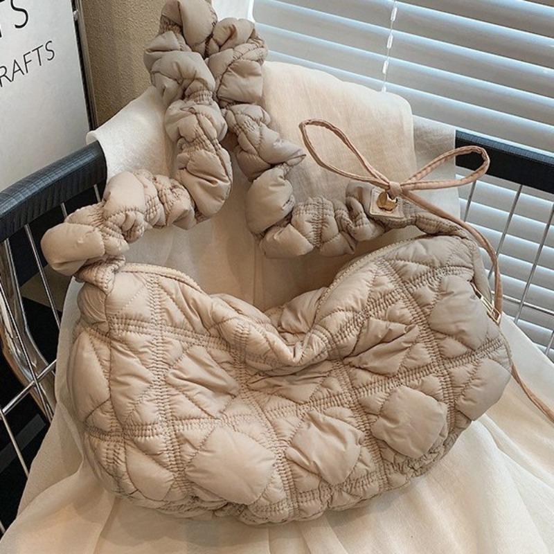 Large capacity dumpling bag spring and summer niche versatile cloud pleated bag women's bag high-end shoulder bag messenger bag
