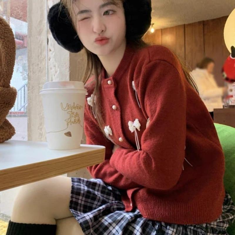 Spring and Autumn Pink Sweet and Cute Round Neck Sweater Cardigan Women's Design Sense Small and Unique Knitted Top New Style