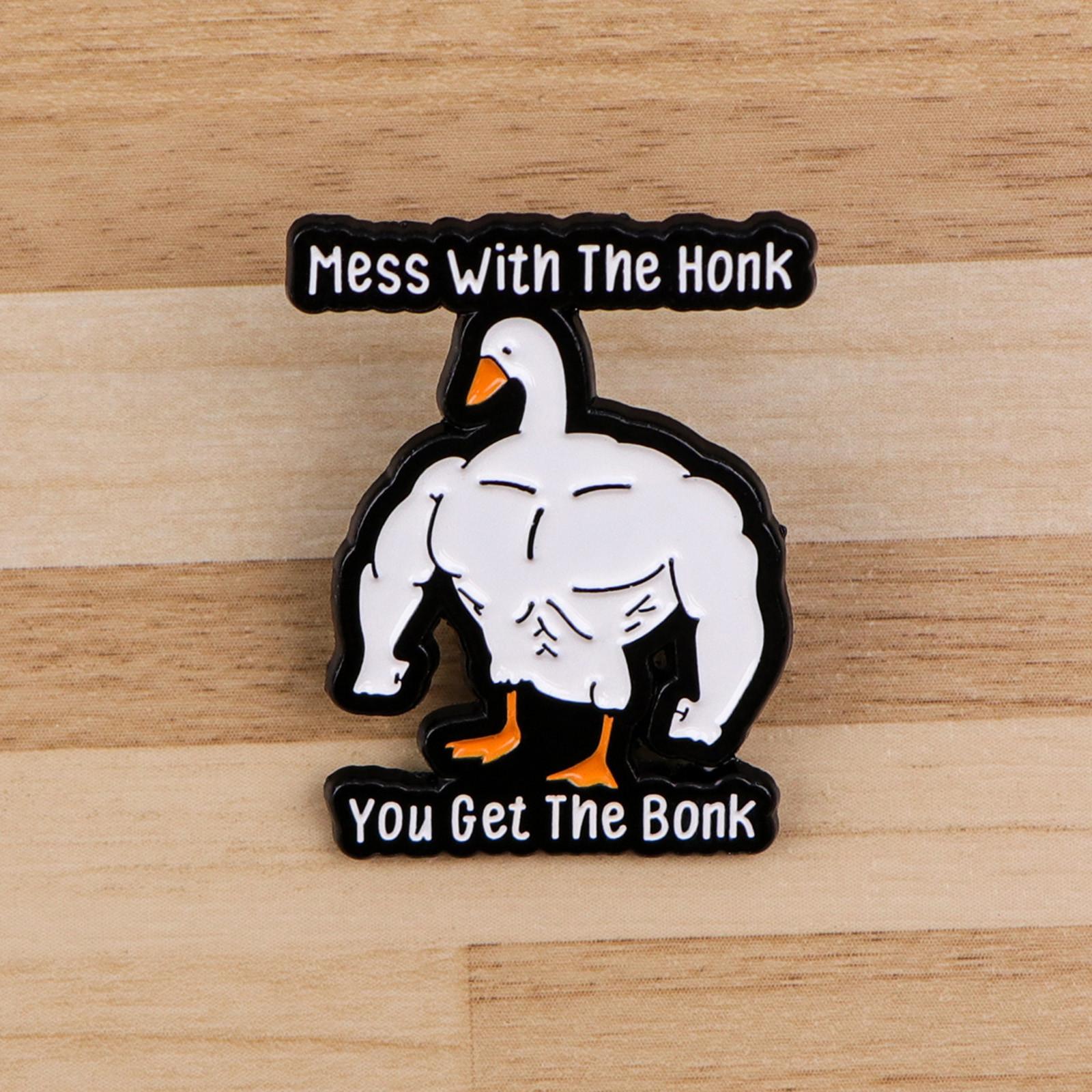 

Милый мультфильм глупый значок брошь одежда рюкзак аксессуары булавка