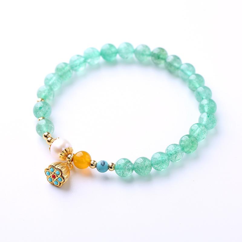 Natural crystal bracelet, green strawberry crystal bead bracelet. Bangles Women Fashion Jewelry accessories Gift
