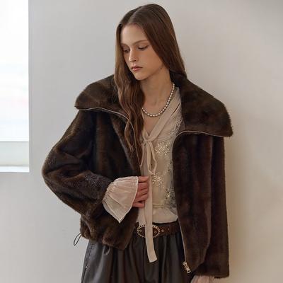 Fake Fur Wing Collar Zip Up Jacket Ze12qj007nh