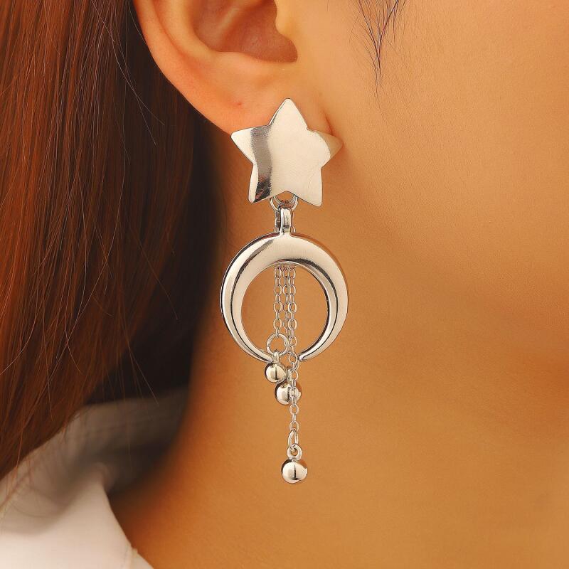 Exaggerated Metal Star Moon Dangle Earrings for Women Ladies Fashion Small Ball Tassel Drop Earrings Party Jewelry Accessories