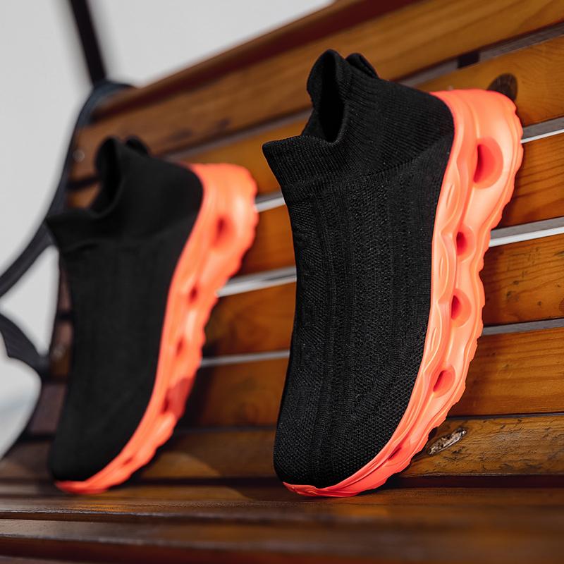 Fashion Sneakers Men Shoes Light Hiking Anti Slip Mesh Vulcanized Shoe Platform Comfortable Couple Lazy Elastic Casual Shoes Large Size