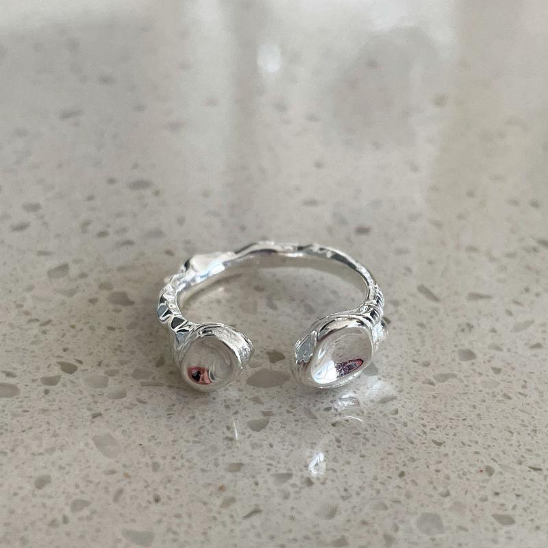 

And Fashionable Contemporary 925 Sterling Silver Moon Surface Ring Perfect For Women J3005