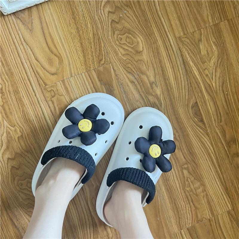 New summer hole shoes slippers women's thick-soled sandals women's bag head slippers