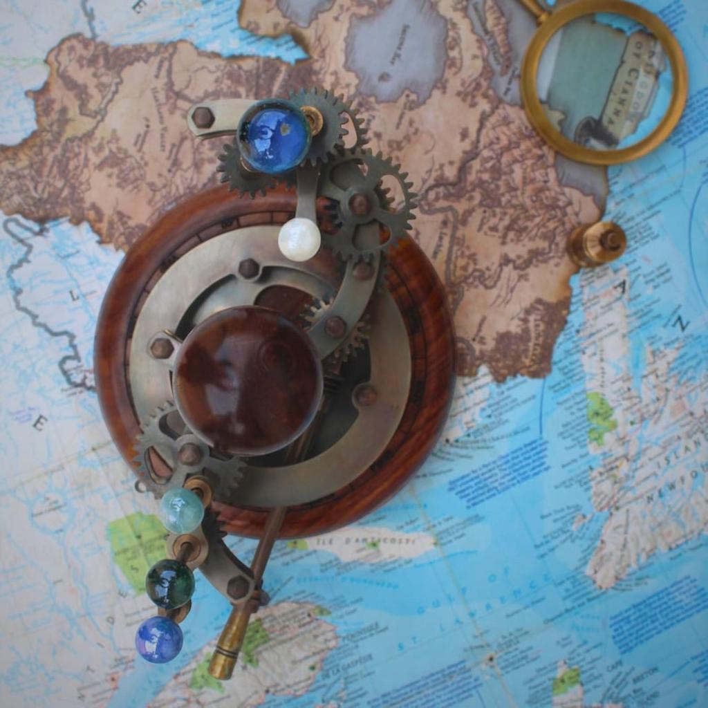 Antique Orrery Vintage Home Decor Solar System Model Perfect Housewarming Gift, Gift for Husband, Tellurion, Elegant Functional Décor