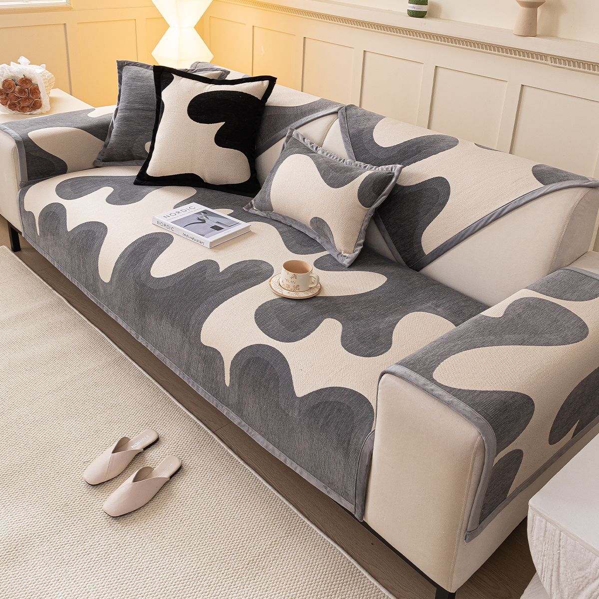 

Sofa Cushion New Four-Season Universal Sofa Cover High-End Fixed Non-Slip Leather Sofa Straight Seat Cushion 70*70cm