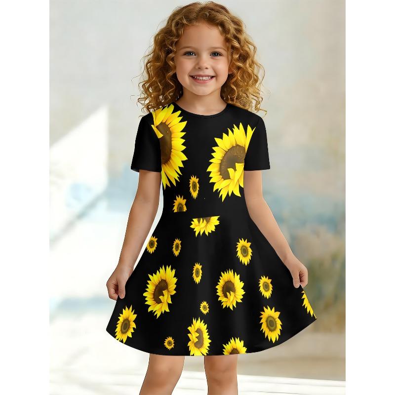 Little Girls 3 Styles Cartoon Floral Idol Print Short Sleeve A-Line Dress Kids Summer Daily Casual Flared Swing Dress