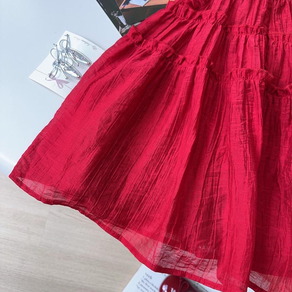 Letnia koronkowa sukienka bez rękawów z kokardą dla dziewczynki