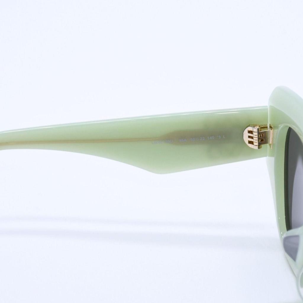 Used Very good condition LOEWE Sunglasses Eyewear LW40129U 95A Size 5022 140 Anagram Logo Pastel Green Used 4a003236