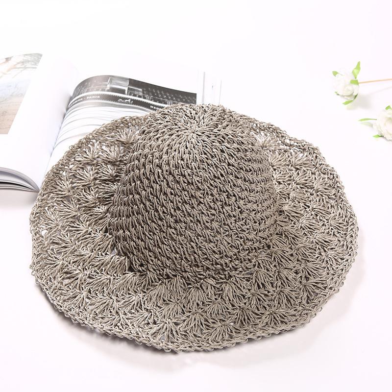 chic Hand-woven trendy straw hat for women, summer beige hollow-out foldable sunshade for sun protection and beach outings
