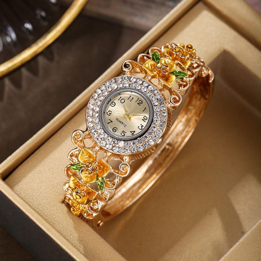 Quartz Movement Rhinestone Dress Watch Round Dial Quartz Bracelet Wristwatch Casual Occasion